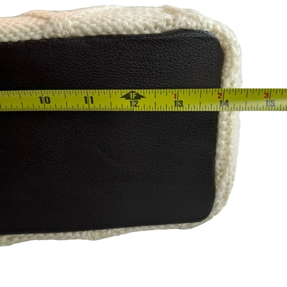 4/$40 Sweater Knit Faux Leather‎ Cream Knit Sweater Medium Tote Bag